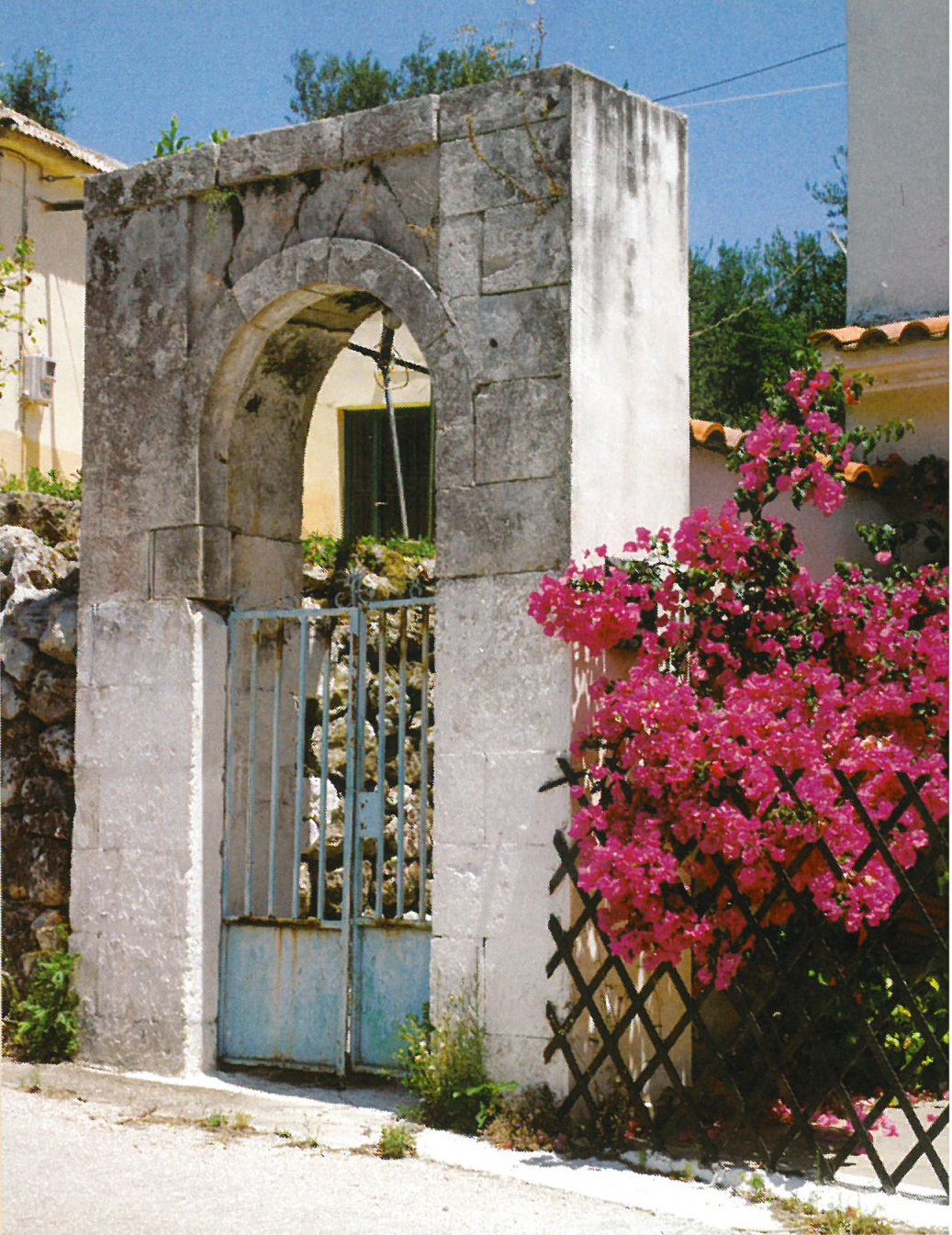 Περισσότερα Πέτρινα Μνημεία